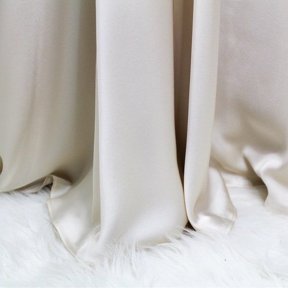 Fame & Partners Two-Piece Gown - Picture 7 of 14